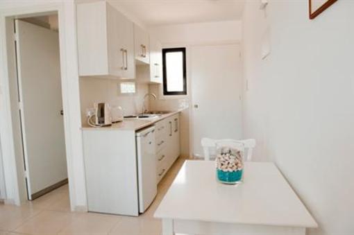 фото отеля Simos Magic Beach Apartments
