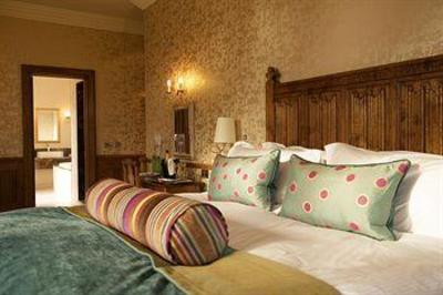 фото отеля South Lodge Hotel Lower Beeding Horsham (England)