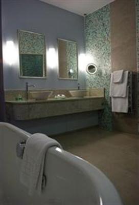фото отеля South Lodge Hotel Lower Beeding Horsham (England)