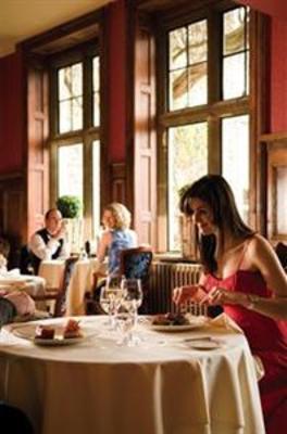 фото отеля South Lodge Hotel Lower Beeding Horsham (England)