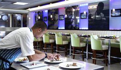 фото отеля South Lodge Hotel Lower Beeding Horsham (England)