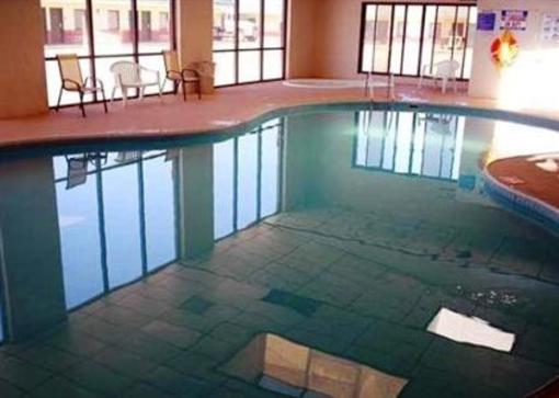 фото отеля Econo Lodge McPherson
