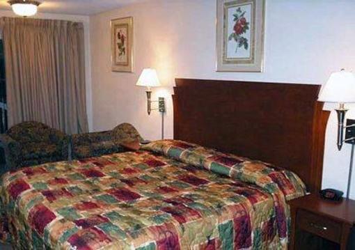 фото отеля Econo Lodge McPherson