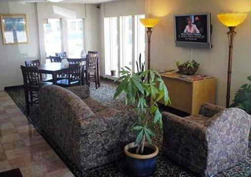 фото отеля Econo Lodge McPherson