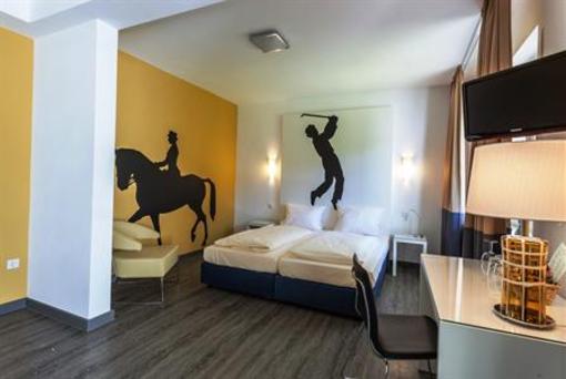 фото отеля Hotel Fliegendes Klassenzimmer