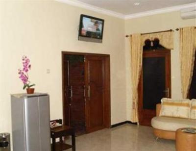 фото отеля Hotel Cendrawasih Jember