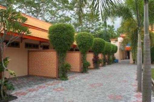 фото отеля Hotel Cendrawasih Jember