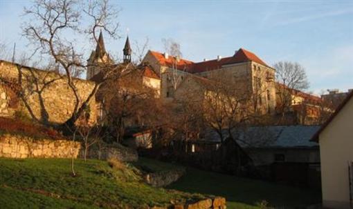 фото отеля Hotel Chvalska Tvrz