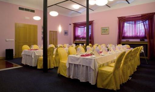 фото отеля Hotel Chvalska Tvrz