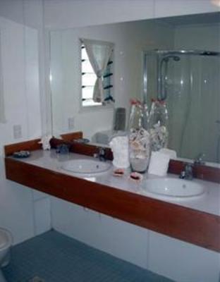 фото отеля Samoa Marina Hotel