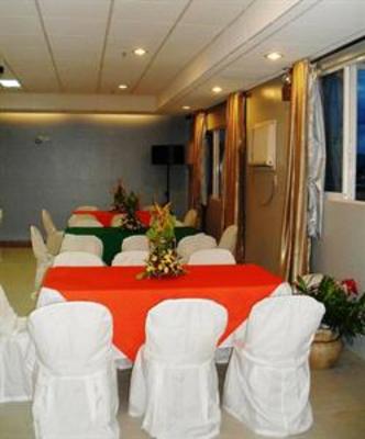 фото отеля Andy Hotel Mandaue City
