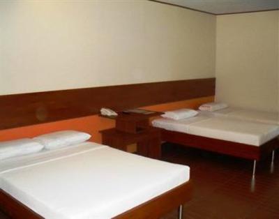фото отеля Andy Hotel Mandaue City