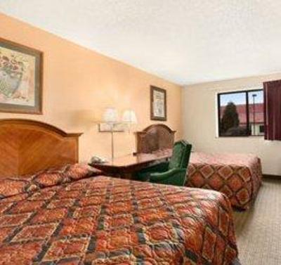 фото отеля Travelodge Battle Creek