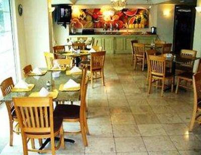 фото отеля Best Western Plaza Hotel Monterrey