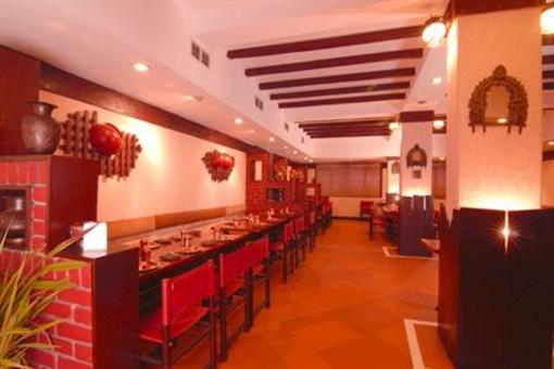 фото отеля Hotel Chanakya Patna