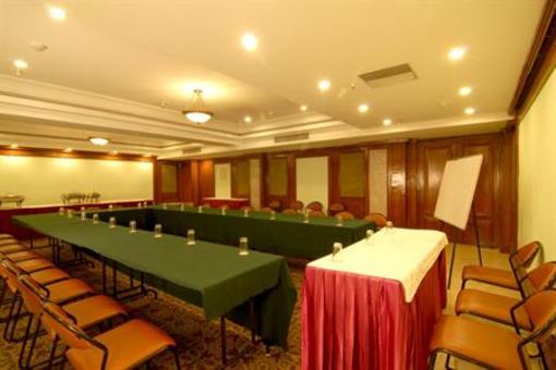 фото отеля Hotel Chanakya Patna