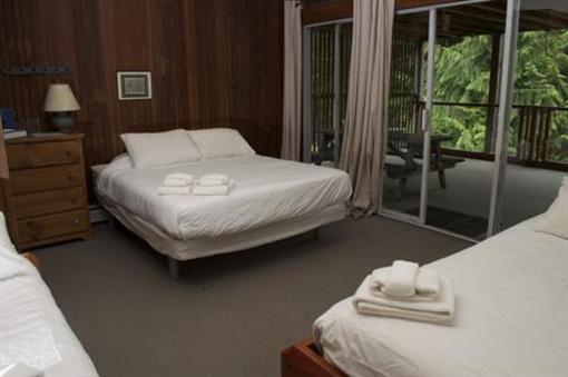 фото отеля Strathcona Park Lodge Campbell River