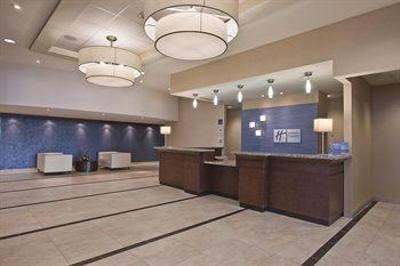 фото отеля Holiday Inn Express Hotel & Suites Chatham South