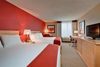 фото отеля Holiday Inn Express Hotel & Suites Chatham South