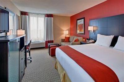 фото отеля Holiday Inn Express Hotel & Suites Chatham South