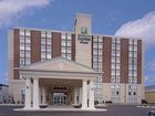 фото отеля Holiday Inn Express Hotel & Suites Chatham South