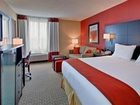 фото отеля Holiday Inn Express Hotel & Suites Chatham South