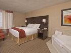 фото отеля Holiday Inn Express Hotel & Suites Chatham South