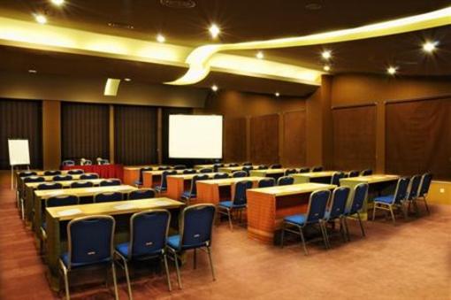 фото отеля Anugerah Express Hotel Bandar Lampung