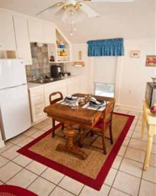 фото отеля The Cotton Palace Bed and Breakfast