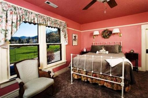 фото отеля Iris Inn Bed & Breakfast Ashland (Oregon)