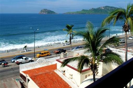 фото отеля Del Real Hotel Y Suites