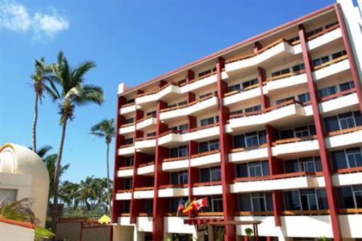 фото отеля Del Real Hotel Y Suites