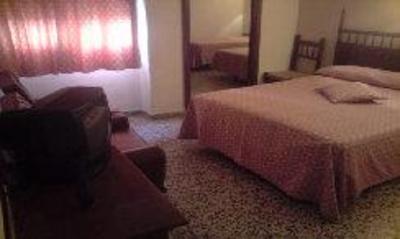 фото отеля Hostal Los Arrayanes Granada