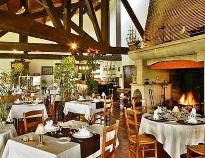фото отеля Hotel La Belle Poule