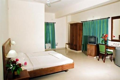 фото отеля Issac's Hotel Regency