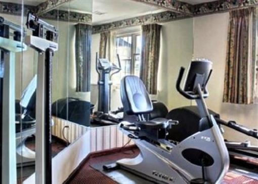 фото отеля Quality Inn Auburn Indiana