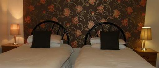 фото отеля Cefn Mably Hotel