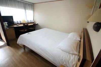 фото отеля Campanile Hotel Beziers