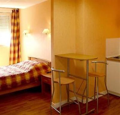 фото отеля Hotel Le Cygne Bourges