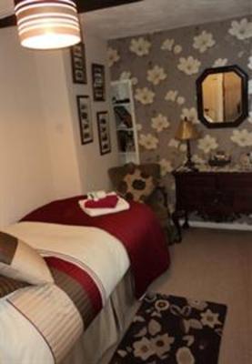 фото отеля Rosebud Cottage Guest House