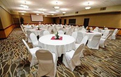 фото отеля Canad Inns Destination Centre Windsor Park