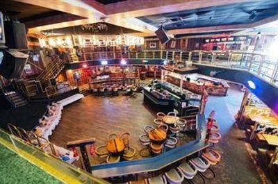 фото отеля Canad Inns Destination Centre Windsor Park