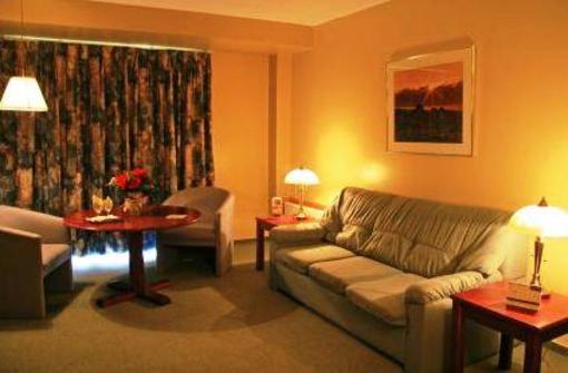 фото отеля Auberge Madeli Inn