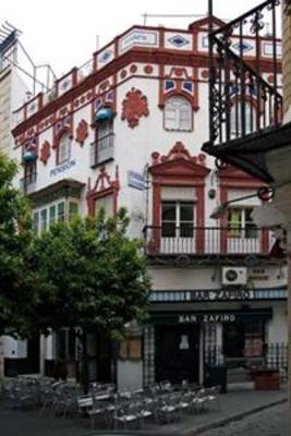 фото отеля Hostal la Gloria