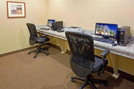 фото отеля Candlewood Suites Deer Park