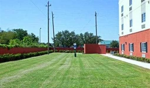 фото отеля Candlewood Suites Deer Park