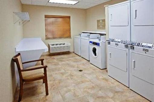 фото отеля Candlewood Suites Deer Park