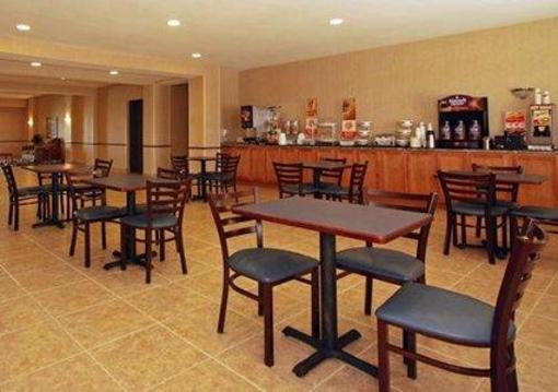 фото отеля Sleep Inn & Suites Salina