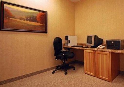 фото отеля Sleep Inn & Suites Salina