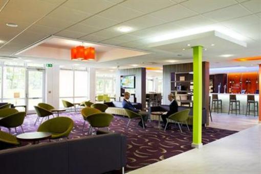 фото отеля Holiday Inn Express Preston South